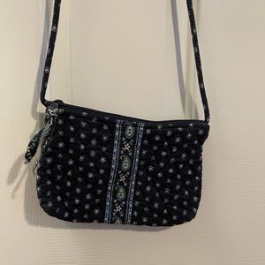 Vera Bradley Crossbody. Excellent condition.